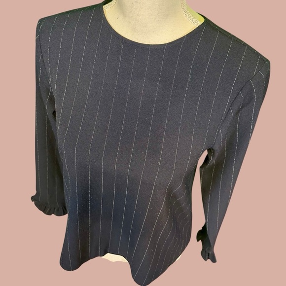 Ganni ‘Clark’ Pinstripe Ruffle Cuff Top in Navy Blue & White Size 34 = US Sz XS - Picture 4 of 16